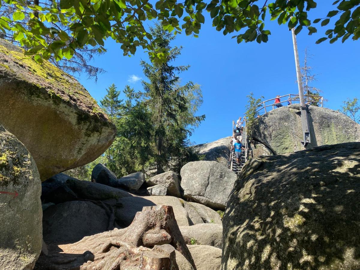 Ferienwohnung Oxana Im Naturpark Fichtelgebirge Schonwald  エクステリア 写真